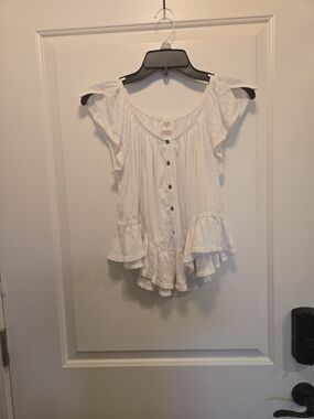 We The Free Oversized Light Cream Ruffle Button-Front Women's Top